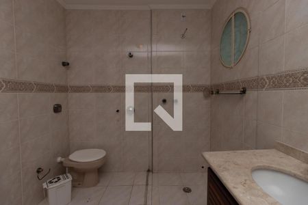 Casa à venda com 680m², 6 quartos e 7 vagas Casa à venda com 680m², 6 quartos e 7 vagasBanheiro da Suíte 4