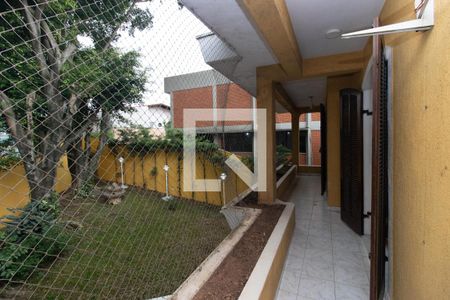 Casa à venda com 680m², 6 quartos e 7 vagas Casa à venda com 680m², 6 quartos e 7 vagasSacada Quartos