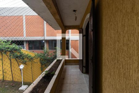 Casa à venda com 680m², 6 quartos e 7 vagas Casa à venda com 680m², 6 quartos e 7 vagasSacada Quartos