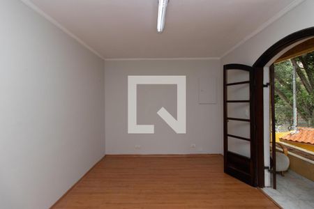 Casa à venda com 680m², 6 quartos e 7 vagas Casa à venda com 680m², 6 quartos e 7 vagasQuarto Suíte 5