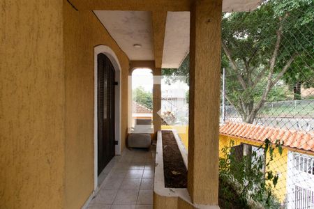 Casa à venda com 680m², 6 quartos e 7 vagas Casa à venda com 680m², 6 quartos e 7 vagasSacada Quartos