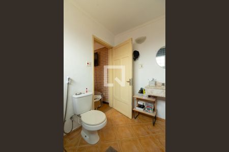 Casa para alugar com 245m², 2 quartos e 4 vagasBanheiro da Suíte 1
