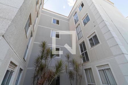 Fachada do bloco de apartamento para alugar com 2 quartos, 42m² em Chacaras Reunidas Santa Terezinha, Contagem