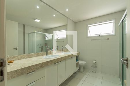 Apartamento para alugar com 150m², 3 quartos e 3 vagas Apartamento para alugar com 150m², 3 quartos e 3 vagasBanheiro Suíte 2
