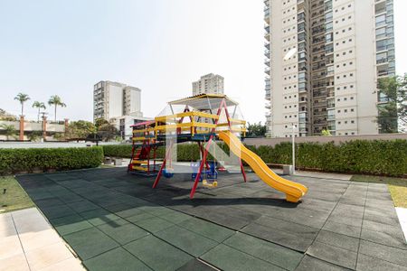 Apartamento para alugar com 150m², 3 quartos e 3 vagas Apartamento para alugar com 150m², 3 quartos e 3 vagasÁrea comum - Playground