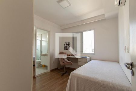 Apartamento para alugar com 150m², 3 quartos e 3 vagas Apartamento para alugar com 150m², 3 quartos e 3 vagasSuíte 3
