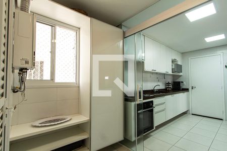 Apartamento para alugar com 150m², 3 quartos e 3 vagas Apartamento para alugar com 150m², 3 quartos e 3 vagasÁrea de Serviço