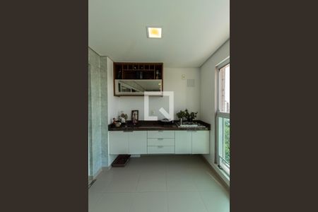 Apartamento para alugar com 150m², 3 quartos e 3 vagas Apartamento para alugar com 150m², 3 quartos e 3 vagasVaranda Sala