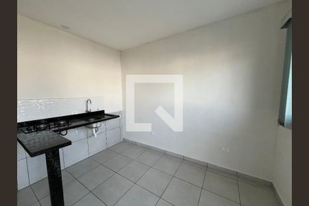 Sala/Cozinha de casa de condomínio para alugar com 1 quarto, 25m² em Vila Monte Sion, Suzano