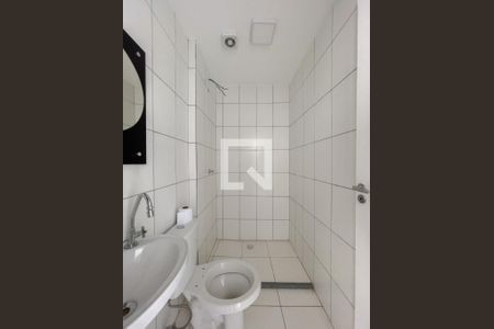 Apartamento para alugar com 38m², 2 quartos e sem vaga Apartamento para alugar com 38m², 2 quartos e sem vagaBanheiro
