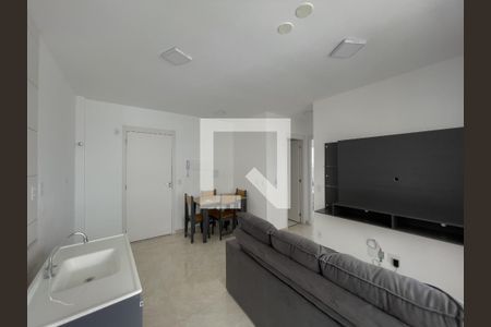 Sala e Cozinha de apartamento para alugar com 2 quartos, 38m² em Vila Ré, São Paulo