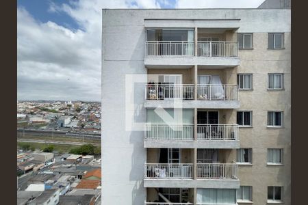 Vista Varanda Sala e Cozinha de apartamento para alugar com 2 quartos, 38m² em Vila Ré, São Paulo