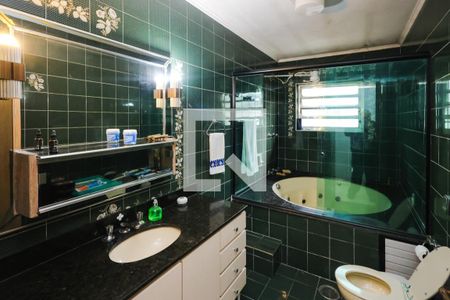 Casa à venda com 276m², 3 quartos e 7 vagasSuíte 2