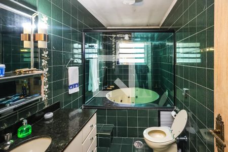 Casa à venda com 276m², 3 quartos e 7 vagasSuíte 2