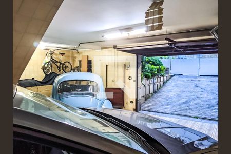 Casa à venda com 276m², 3 quartos e 7 vagasGaragem