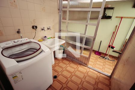 Casa à venda com 276m², 3 quartos e 7 vagasÁrea de Serviço