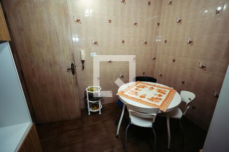 Casa à venda com 276m², 3 quartos e 7 vagasCozinha