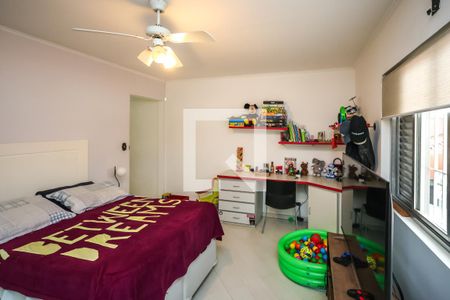 Casa à venda com 276m², 3 quartos e 7 vagasSuíte 2