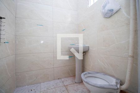 Casa para alugar com 40m², 2 quartos e 1 vaga Casa para alugar com 40m², 2 quartos e 1 vagaBanheiro da Suíte