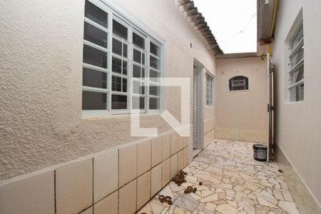 Casa para alugar com 40m², 2 quartos e 1 vaga Casa para alugar com 40m², 2 quartos e 1 vagaÁrea de Serviço