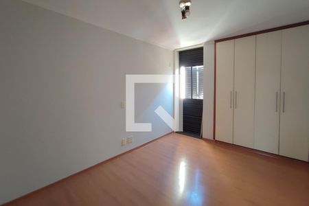 Apartamento à venda com 300m², 4 quartos e 2 vagasQuarto 4