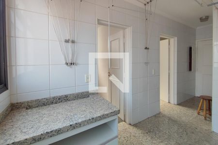 Apartamento à venda com 300m², 4 quartos e 2 vagasÁrea de Serviço