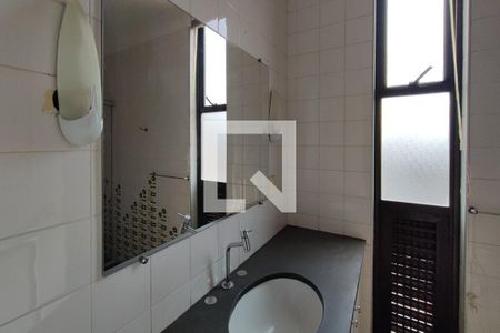 Apartamento à venda com 300m², 4 quartos e 2 vagasBanheiro Suíte