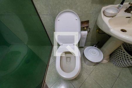 Casa à venda com 260m², 2 quartos e 1 vaga Casa à venda com 260m², 2 quartos e 1 vagaBanheiro