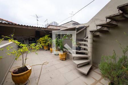 Casa à venda com 260m², 2 quartos e 1 vaga Casa à venda com 260m², 2 quartos e 1 vagaTerraço