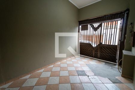 Casa à venda com 260m², 2 quartos e 1 vaga Casa à venda com 260m², 2 quartos e 1 vagaGaragem