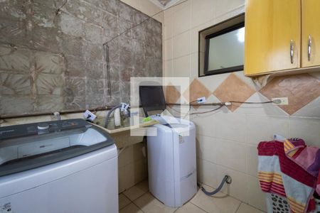 Casa à venda com 260m², 2 quartos e 1 vaga Casa à venda com 260m², 2 quartos e 1 vagaÁrea de Serviço