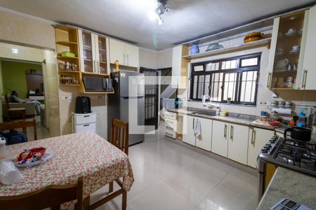 Casa à venda com 260m², 2 quartos e 1 vaga Casa à venda com 260m², 2 quartos e 1 vagaCozinha