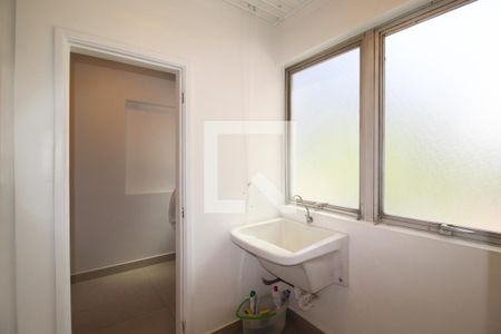 Apartamento para alugar com 140m², 3 quartos e 1 vagaÁrea de Serviço