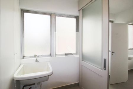 Apartamento para alugar com 140m², 3 quartos e 1 vagaÁrea de Serviço