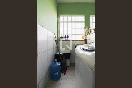 Casa à venda com 225m², 3 quartos e 2 vagasÁrea de Serviço