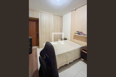 Casa à venda com 225m², 3 quartos e 2 vagasQuarto 2