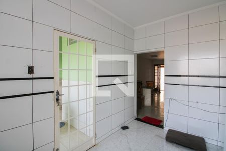 Casa à venda com 225m², 3 quartos e 2 vagasCozinha