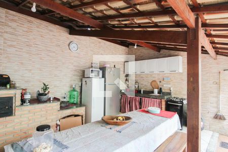 Casa à venda com 225m², 3 quartos e 2 vagasEspaço Gourmet