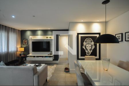 Apartamento para alugar com 77m², 2 quartos e 1 vagaSala