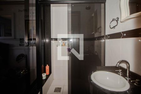 Casa à venda com 130m², 3 quartos e 2 vagas Casa à venda com 130m², 3 quartos e 2 vagasBanheiro da Suíte