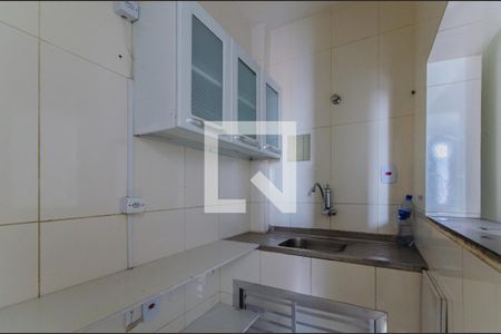 Cozinha de apartamento para alugar com 1 quarto, 22m² em Sé, São Paulo