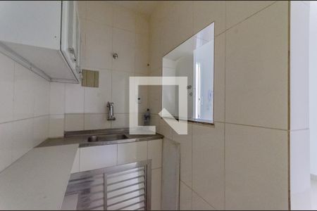 Cozinha de apartamento para alugar com 1 quarto, 22m² em Sé, São Paulo