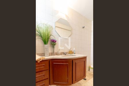 Apartamento à venda com 269m², 4 quartos e 2 vagasLavabo