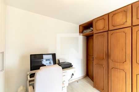 Apartamento à venda com 269m², 4 quartos e 2 vagasQuarto 3