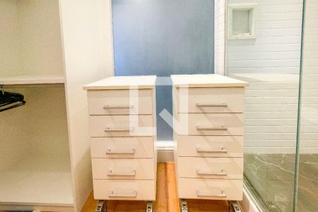 Apartamento para alugar com 57m², 1 quarto e 1 vaga Apartamento para alugar com 57m², 1 quarto e 1 vagaCloset