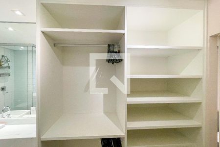 Apartamento para alugar com 57m², 1 quarto e 1 vaga Apartamento para alugar com 57m², 1 quarto e 1 vagaCloset