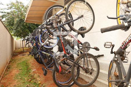 Apartamento para alugar com 38m², 2 quartos e sem vagaÁrea comum - Bicicletário