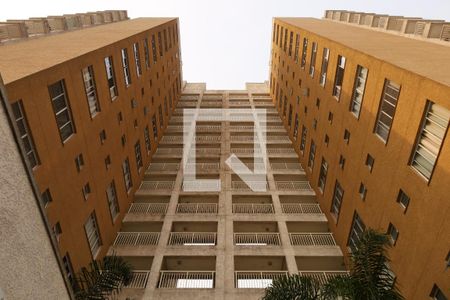 Apartamento para alugar com 38m², 2 quartos e sem vagaÁrea comum - Prédio