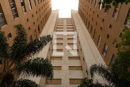 Apartamento para alugar com 38m², 2 quartos e sem vagaÁrea comum - Prédio