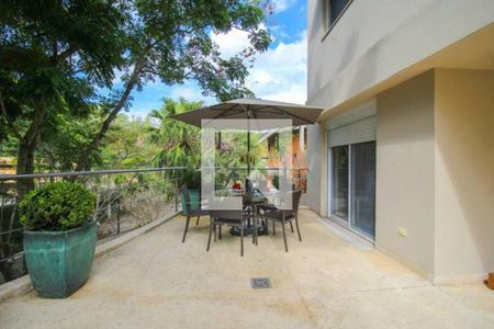 Casa de condomínio à venda com 640m², 5 quartos e 5 vagasFoto 05